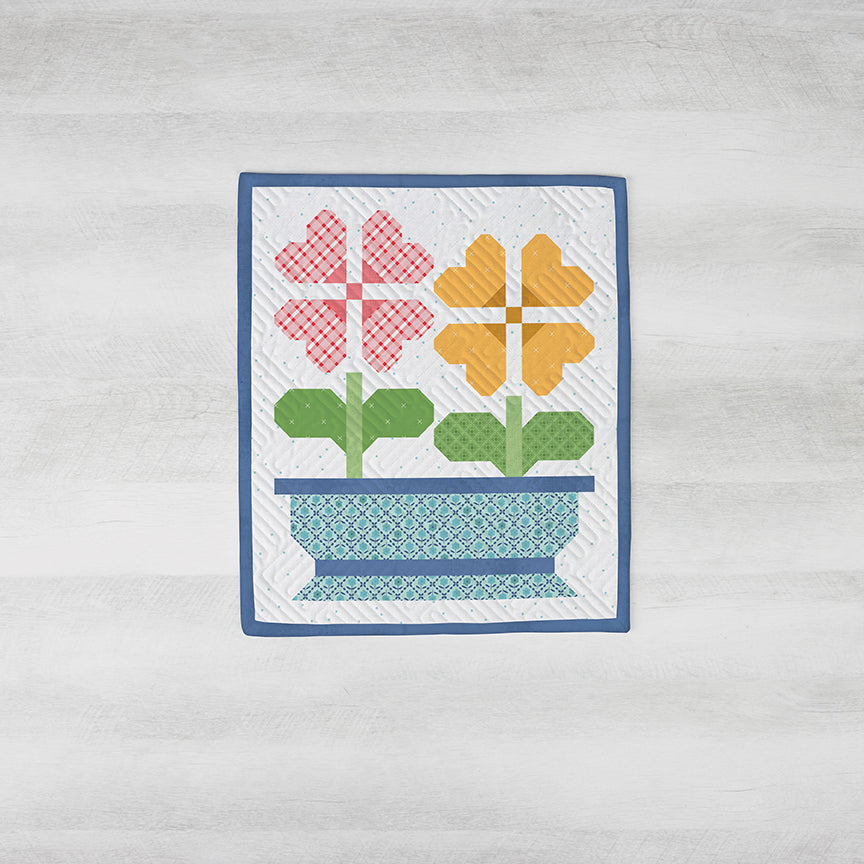 Tabletop Banner Garden Charm