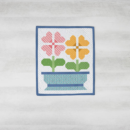 Tabletop Banner Garden Charm